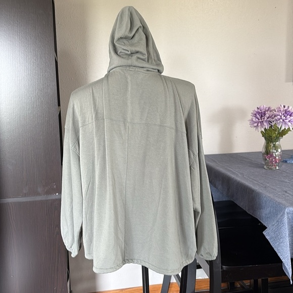 Women’s Aerie Size S Cropped Lightweight Oversized Hoodie - Picture 2 of 7